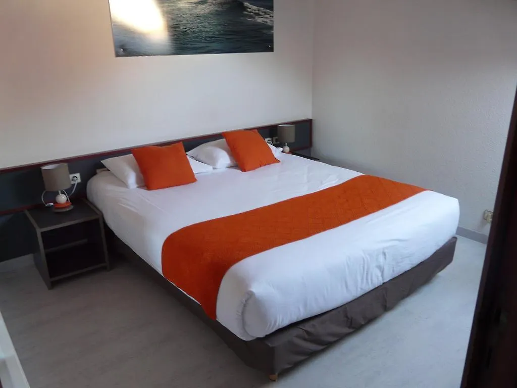 Hotel De La Baie De Paimpol Ploubazlanec 2*,  Francia