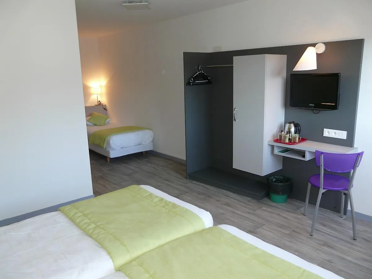 Hotel De La Baie De Paimpol Ploubazlanec 2*,