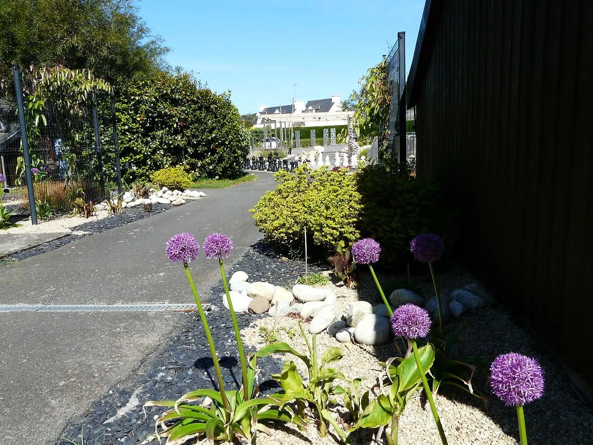 Hotel De La Baie De Paimpol Ploubazlanec 2*,